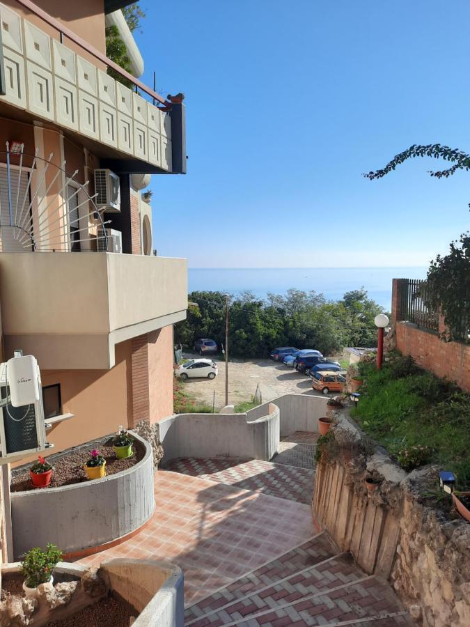 Torre Del Meridiano Casa Vacanze Centrale Termoli Exteriör bild